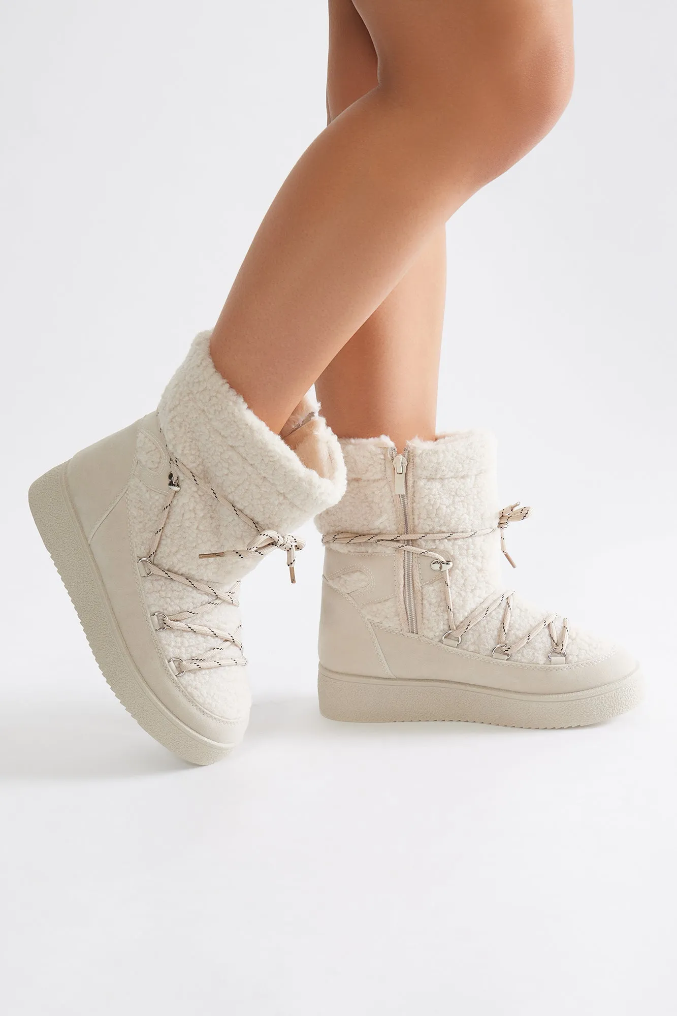 Alaska Platform Snow Booties - Beige