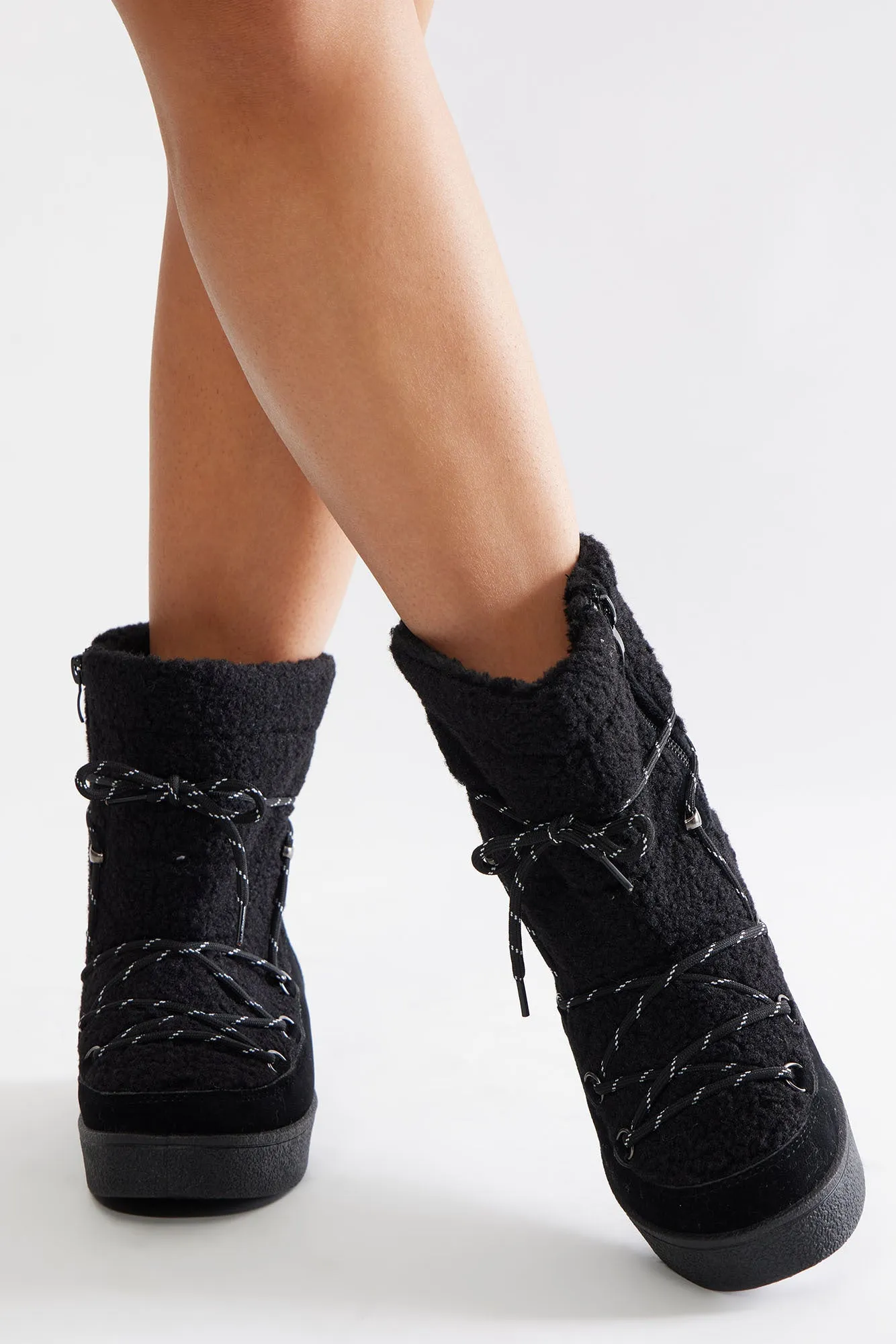 Alaska Platform Snow Booties - Black